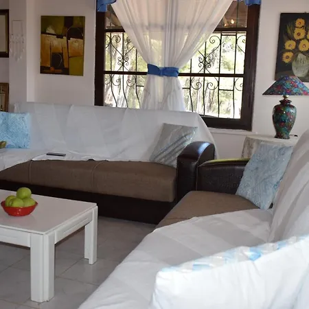 Quintessence Villas Colline Holiday home *